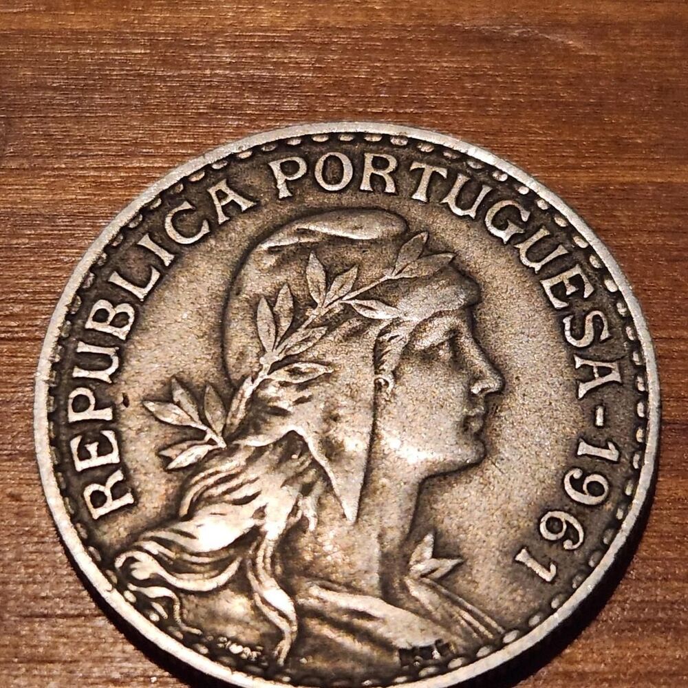 Unbranded Silver Collectibles